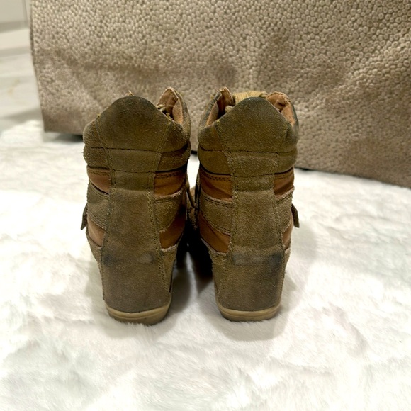 Steve Madden Wedgie Sneakers - Picture 3 of 3